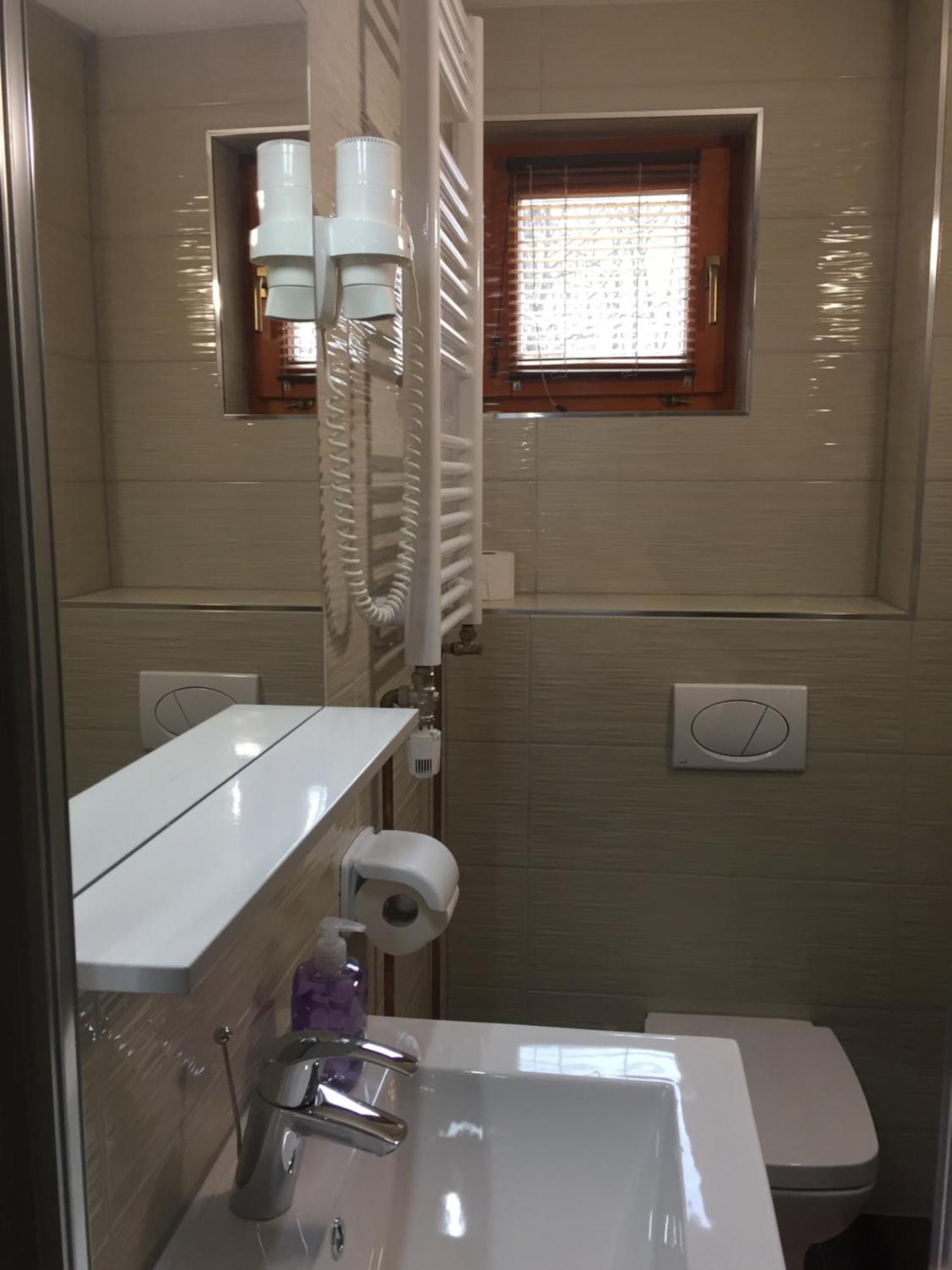 House Samardzic Hotel Jezerce Luaran gambar