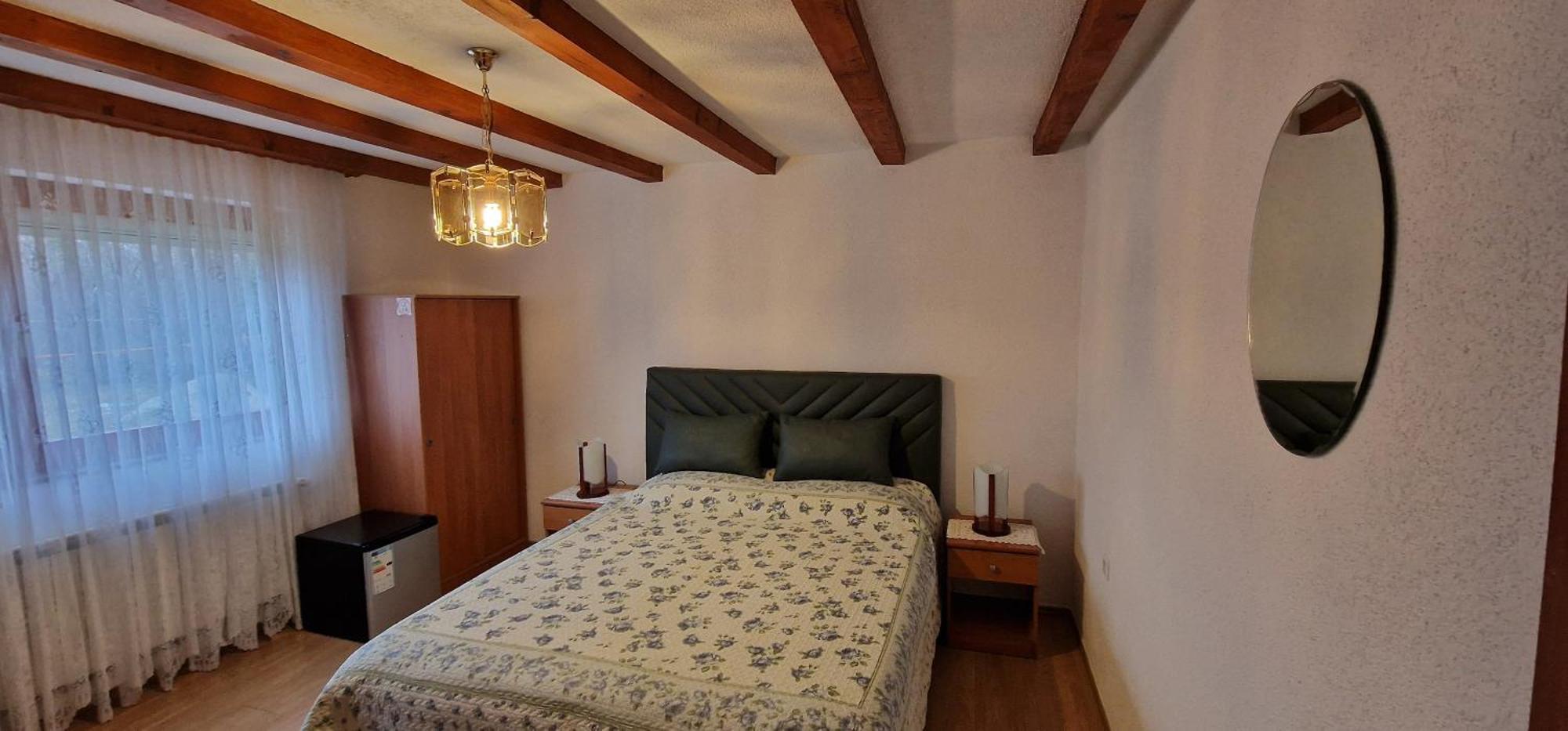 House Samardzic Hotel Jezerce Luaran gambar