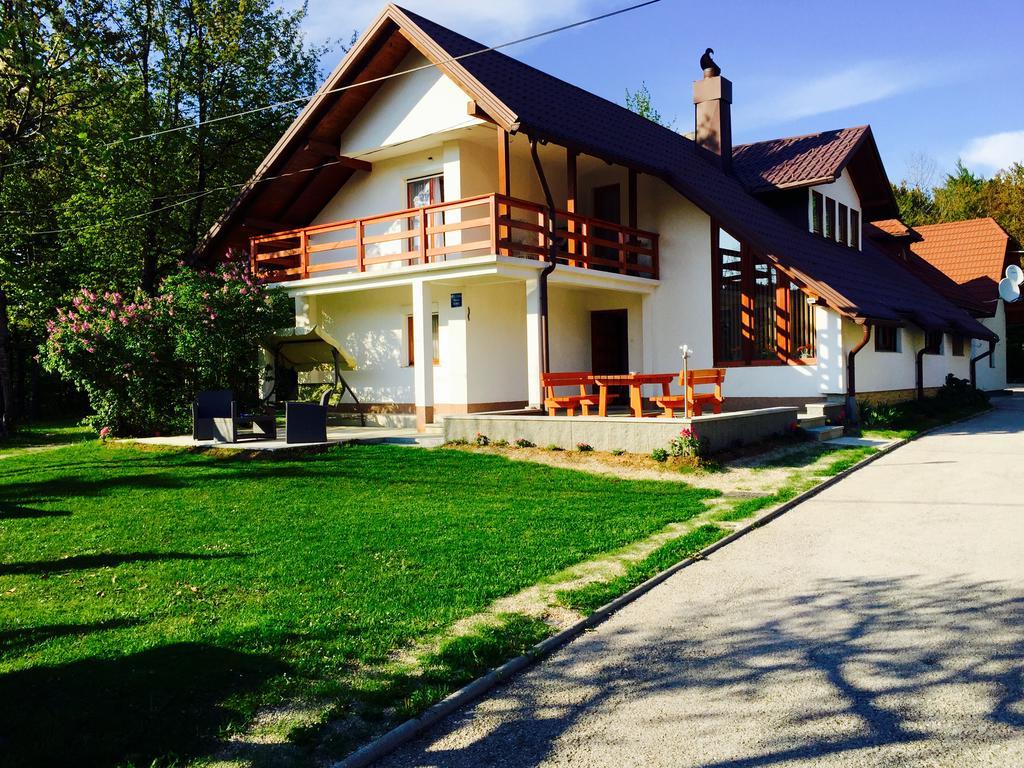 House Samardzic Hotel Jezerce Luaran gambar